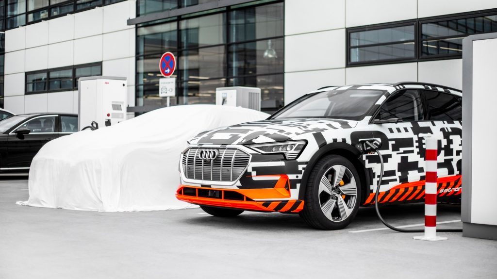 Audi gaat met introductie Audi e-tron ook Charging Service aanbieden