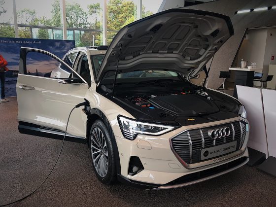 Audi e-tron vanaf nu online samenstellen en bestellen